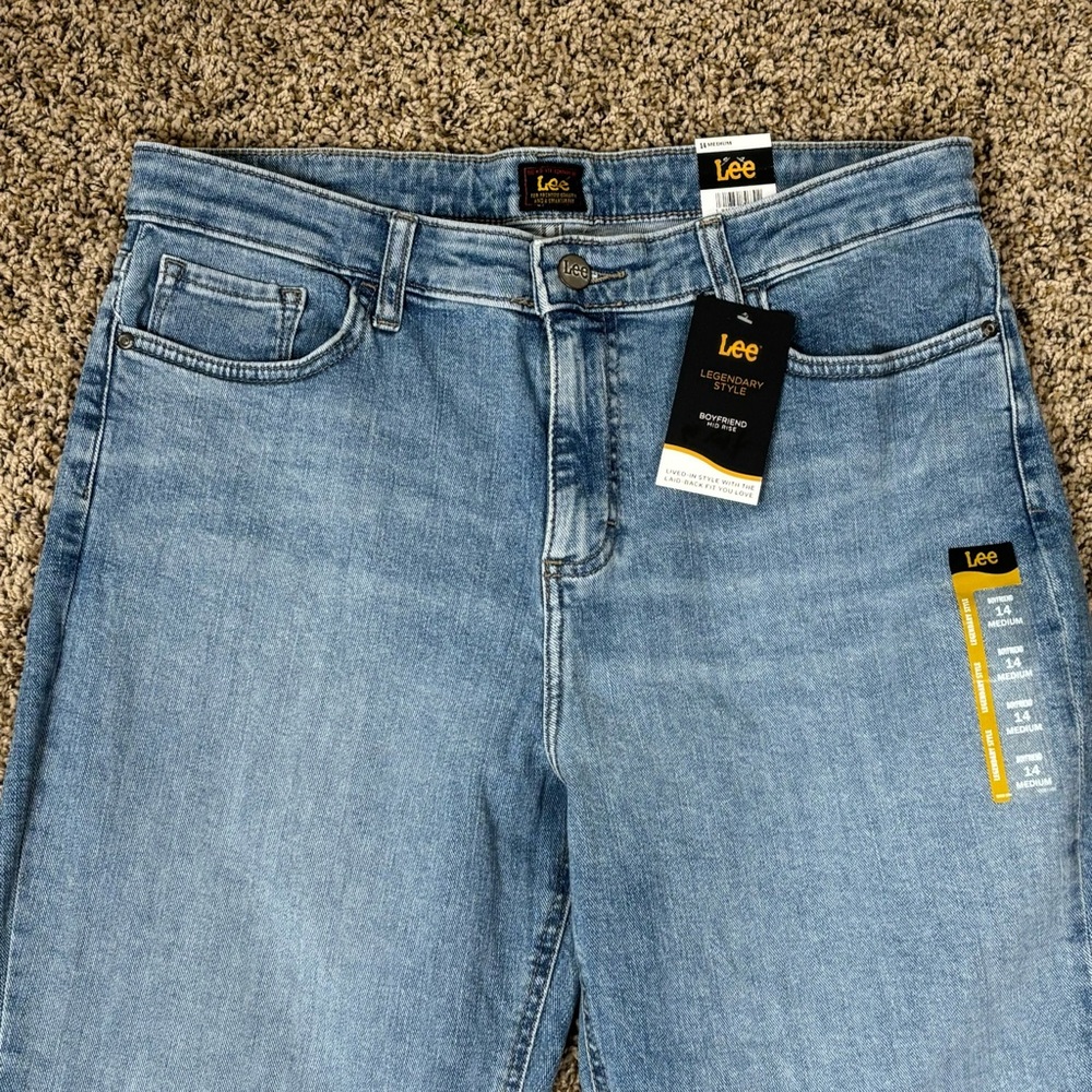 Lee Jeans 14 Blue Legendary Style Boyfriend Mid‎ Rise Light Wash Stretch Denim - Picture 2 of 11